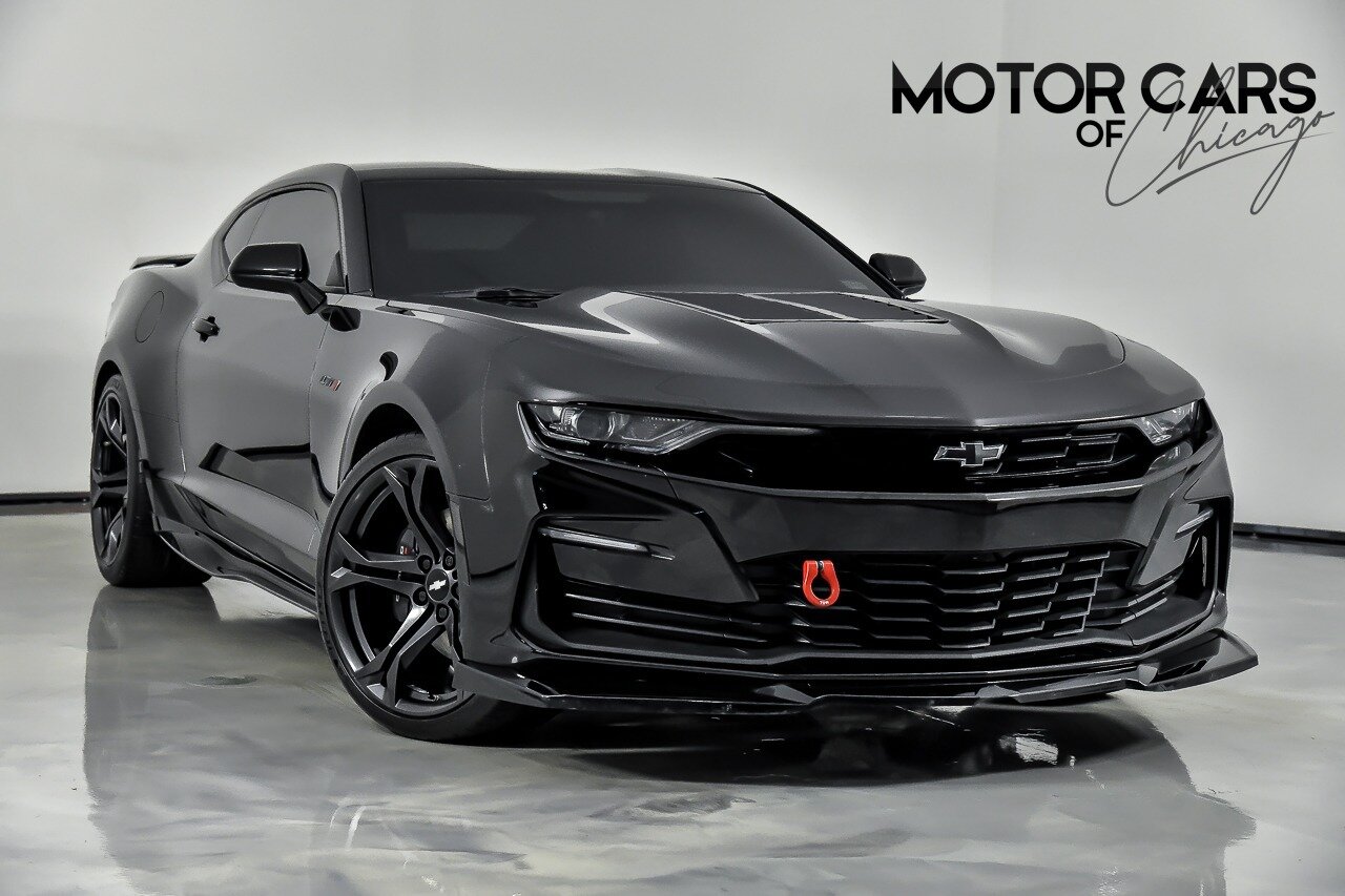 2023 Chevrolet Camaro LT1 - Photo 1 - Joliet, IL 60435