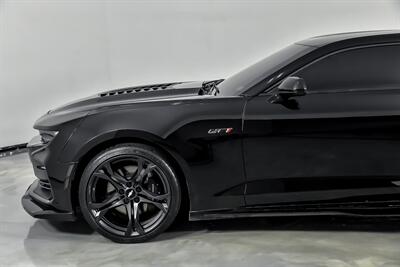 2023 Chevrolet Camaro LT1   - Photo 7 - Joliet, IL 60435