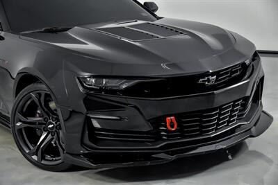 2023 Chevrolet Camaro LT1   - Photo 3 - Joliet, IL 60435
