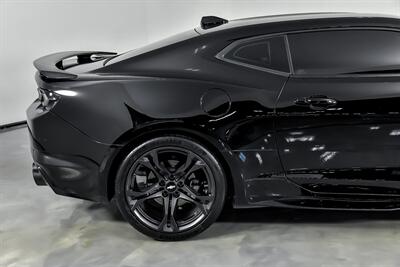 2023 Chevrolet Camaro LT1   - Photo 13 - Joliet, IL 60435