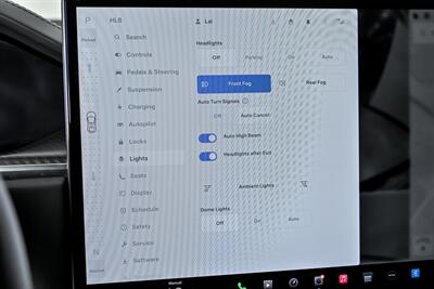 2022 Tesla Model X Plaid   - Photo 37 - Joliet, IL 60435