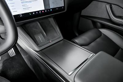 2022 Tesla Model X Plaid   - Photo 41 - Joliet, IL 60435