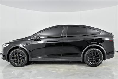 2022 Tesla Model X Plaid   - Photo 7 - Joliet, IL 60435