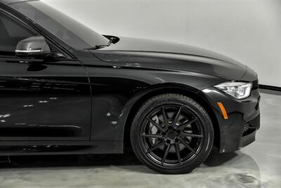 2018 BMW 330i xDrive   - Photo 15 - Joliet, IL 60435