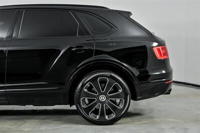 2020 Bentley Bentayga Design Edition   - Photo 8 - Joliet, IL 60435