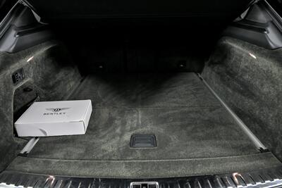 2020 Bentley Bentayga Design Edition   - Photo 15 - Joliet, IL 60435