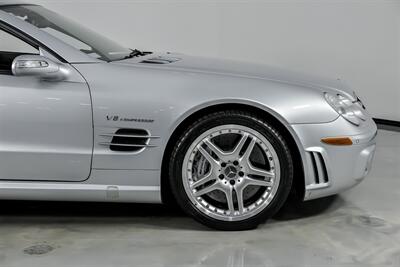 2007 Mercedes-Benz SL 55 AMG-1 OWNER CLEAN CARFAX!   - Photo 15 - Joliet, IL 60435