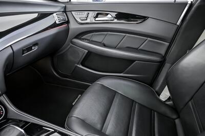 2014 Mercedes-Benz CLS CLS 63 AMG S-Model - Photo 38 - Joliet, IL 60435
