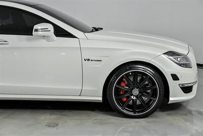 2014 Mercedes-Benz CLS CLS 63 AMG S-Model - Photo 15 - Joliet, IL 60435