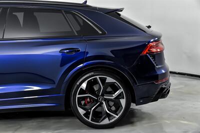 2022 Audi RS Q8 4.0T quattro   - Photo 9 - Joliet, IL 60435