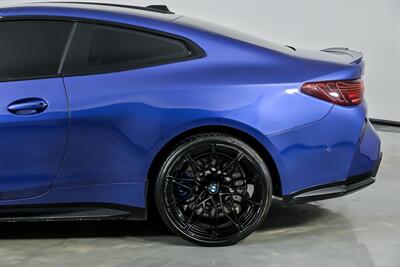 2025 BMW M4 Competition xDrive-BUCKET SEATS   - Photo 9 - Joliet, IL 60435