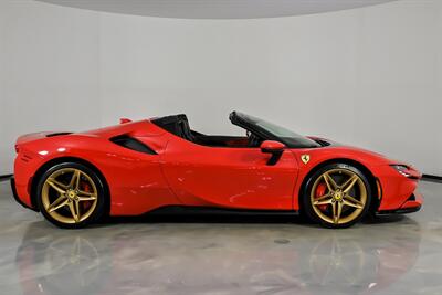 2022 Ferrari SF90 Spider - Photo 14 - Joliet, IL 60435