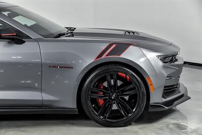 2020 Chevrolet Camaro SS   - Photo 15 - Joliet, IL 60435