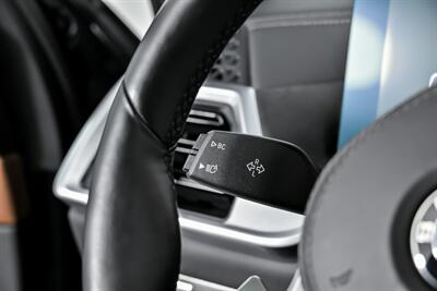 2023 BMW X7 xDrive40i   - Photo 28 - Joliet, IL 60435