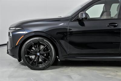 2023 BMW X7 xDrive40i   - Photo 7 - Joliet, IL 60435