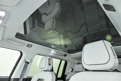 2023 Rivian R1S Adventure   - Photo 22 - Joliet, IL 60435