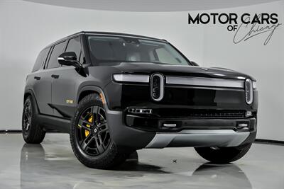 2023 Rivian R1S Adventure   - Photo 1 - Joliet, IL 60435