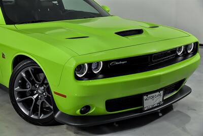 2023 Dodge Challenger R/T Scat Pack   - Photo 3 - Joliet, IL 60435