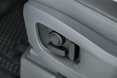 2024 Land Rover Defender 110 P400 X-Dynamic SE   - Photo 26 - Joliet, IL 60435