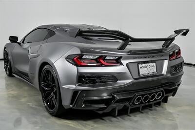 2023 Chevrolet Corvette Z06 3LZ-FRESH SATIN WRAP   - Photo 10 - Joliet, IL 60435
