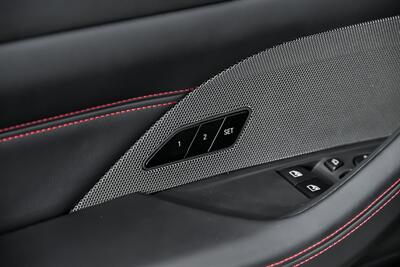 2025 BMW M4 CS - Photo 19 - Joliet, IL 60435