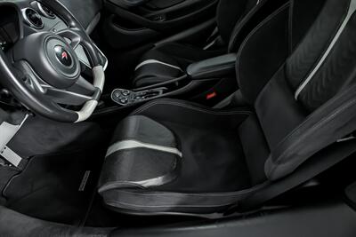 2018 McLaren 570GT   - Photo 21 - Joliet, IL 60435