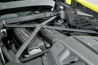 2022 Lamborghini Huracan EVO-RARE FLUO CAPSULE!   - Photo 15 - Joliet, IL 60435