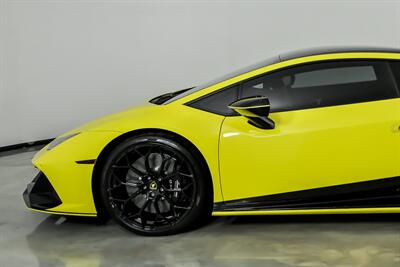 2022 Lamborghini Huracan EVO-RARE FLUO CAPSULE!   - Photo 6 - Joliet, IL 60435