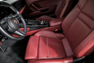 2023 Porsche 911 Targa 4 GTS   - Photo 21 - Joliet, IL 60435