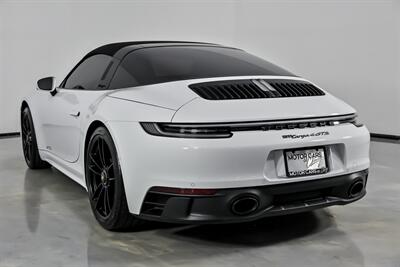 2023 Porsche 911 Targa 4 GTS   - Photo 10 - Joliet, IL 60435