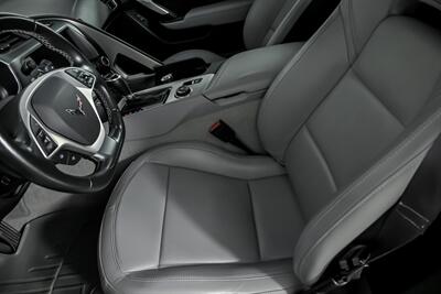 2016 Chevrolet Corvette Stingray Z51   - Photo 26 - Joliet, IL 60435