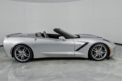 2016 Chevrolet Corvette Stingray Z51   - Photo 14 - Joliet, IL 60435