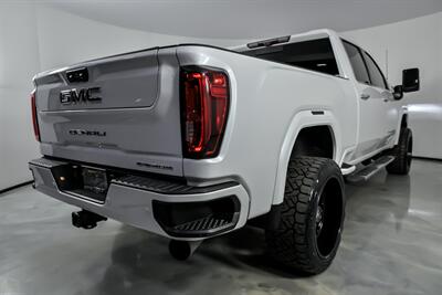 2021 GMC Sierra 2500 Denali   - Photo 12 - Joliet, IL 60435