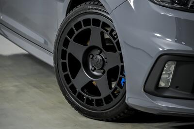 2016 Ford Focus RS   - Photo 4 - Joliet, IL 60435