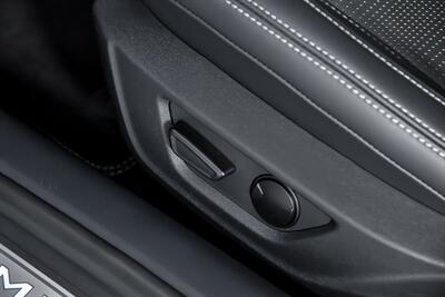 2024 Ford Mustang GT Premium   - Photo 29 - Joliet, IL 60435