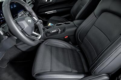 2024 Ford Mustang GT Premium   - Photo 25 - Joliet, IL 60435