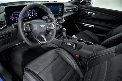2024 Ford Mustang GT Premium   - Photo 24 - Joliet, IL 60435