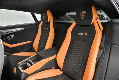 2022 Lamborghini Urus PEARL CAPSULE-CARBON INT & EXT-REAR EXEC SEATING - Photo 25 - Joliet, IL 60435