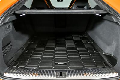 2022 Lamborghini Urus PEARL CAPSULE-CARBON INT & EXT-REAR EXEC SEATING - Photo 16 - Joliet, IL 60435