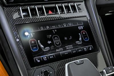 2022 Lamborghini Urus PEARL CAPSULE-CARBON INT & EXT-REAR EXEC SEATING - Photo 39 - Joliet, IL 60435