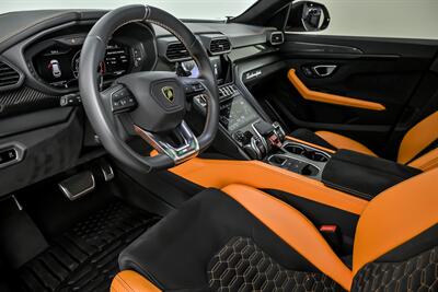 2022 Lamborghini Urus PEARL CAPSULE-CARBON INT & EXT-REAR EXEC SEATING - Photo 21 - Joliet, IL 60435