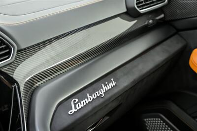 2022 Lamborghini Urus PEARL CAPSULE-CARBON INT & EXT-REAR EXEC SEATING - Photo 41 - Joliet, IL 60435