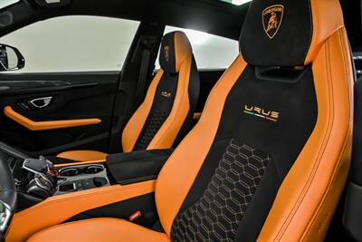 2022 Lamborghini Urus PEARL CAPSULE-CARBON INT & EXT-REAR EXEC SEATING - Photo 23 - Joliet, IL 60435