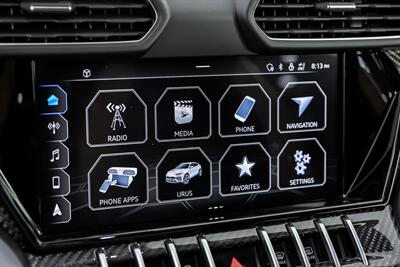 2022 Lamborghini Urus PEARL CAPSULE-CARBON INT & EXT-REAR EXEC SEATING - Photo 38 - Joliet, IL 60435