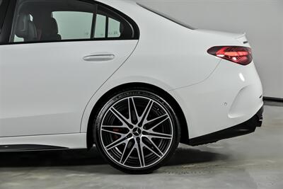 2025 Mercedes-Benz AMG C 43   - Photo 9 - Joliet, IL 60435
