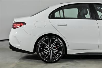 2025 Mercedes-Benz AMG C 43   - Photo 13 - Joliet, IL 60435