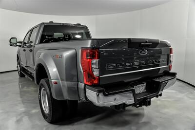 2022 Ford F-350 Super Duty XL   - Photo 10 - Joliet, IL 60435