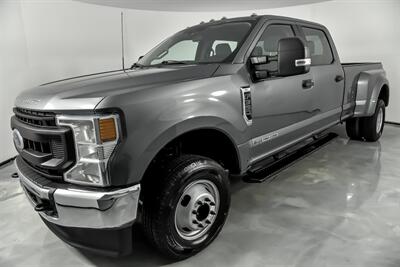 2022 Ford F-350 Super Duty XL   - Photo 6 - Joliet, IL 60435