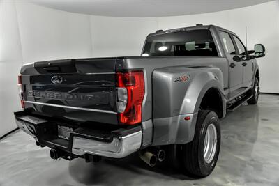 2022 Ford F-350 Super Duty XL   - Photo 12 - Joliet, IL 60435