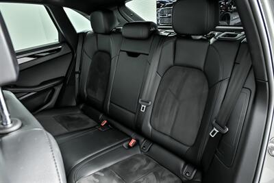 2021 Porsche Macan   - Photo 24 - Joliet, IL 60435